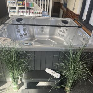 Serenity 6000 second hand hot tub